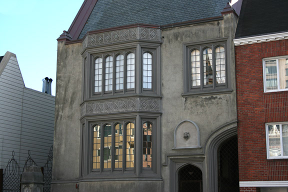 Residential window tinting exterior